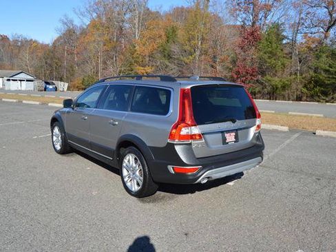 Used 2016 Volvo XC70 T5 Premier w/ Proximity Package image 62