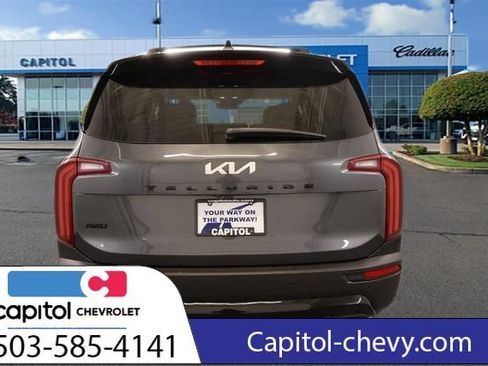 Used 2022 Kia Telluride EX w/ EX Premium Package AWD/4WD image 4