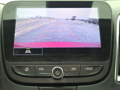 Used 2022 Chevrolet Malibu Premier image 33