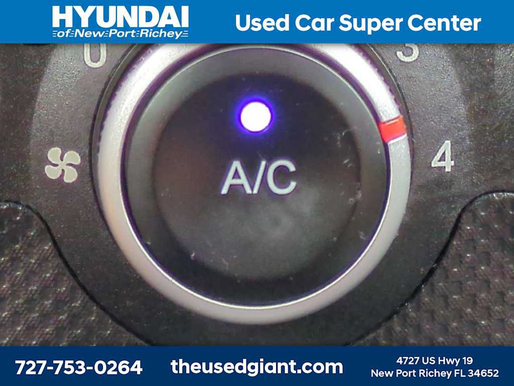 Used 2014 Hyundai Accent GS FWD image 21