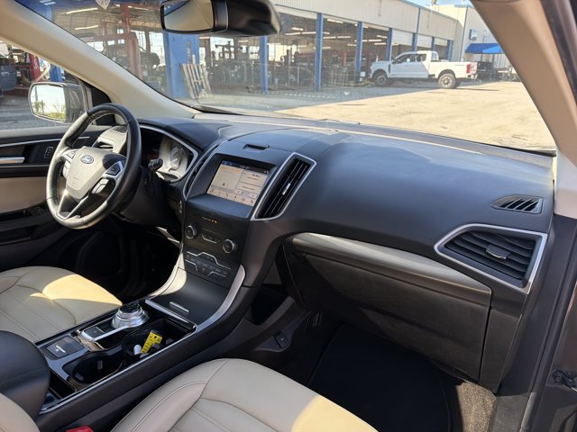 Used 2019 Ford Edge SEL w/ Equipment Group 201A FWD image 27