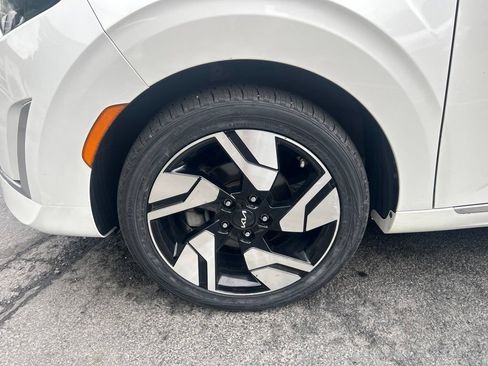 Used 2023 Kia Soul GT-Line FWD image 28