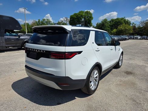 Used 2025 Land Rover Discovery S AWD/4WD image 6