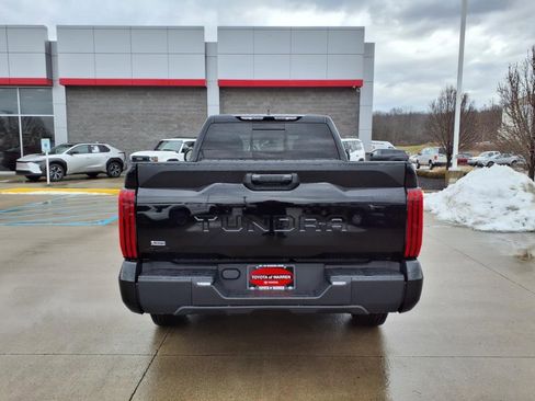 New 2025 Toyota Tundra SR image 4