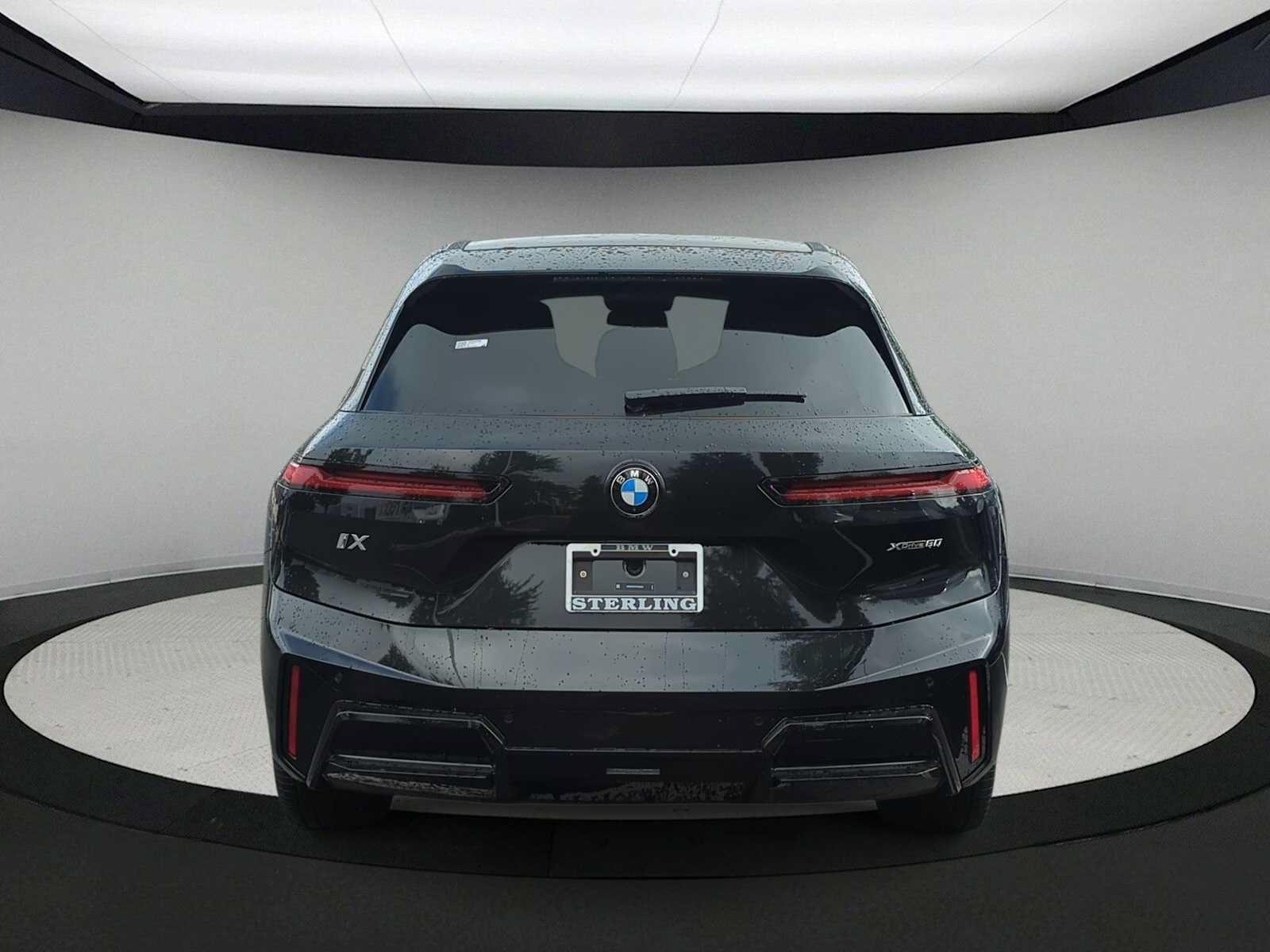 Used 2026 BMW iX xDrive60 w/ M Sport Package AWD/4WD image 7