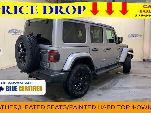 Used 2021 Jeep Wrangler Unlimited Sahara AWD/4WD image 3