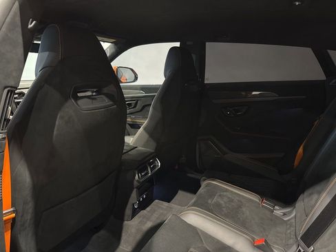 Used 2023 Lamborghini Urus Performante image 61
