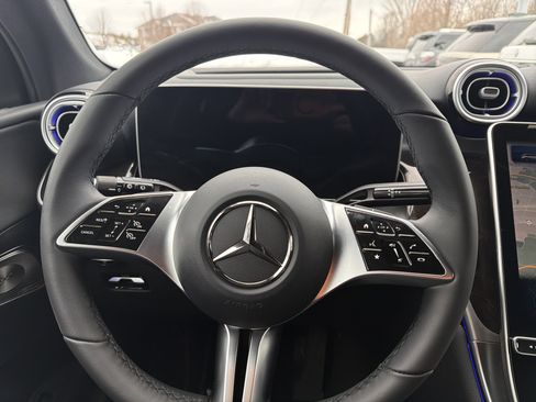Used 2026 Mercedes-Benz GLC 300 4MATIC image 13