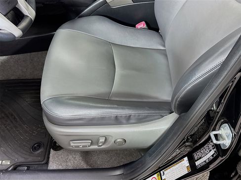 Used 2012 Toyota Prius Four image 15