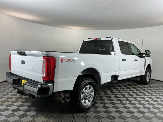 Used 2024 Ford F350 XLT w/ FX4 Off-Road Package AWD/4WD image 4