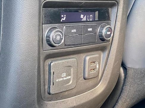 Used 2021 Buick Enclave Essence w/ LPO, Touring Package image 25