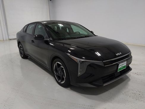 Used 2025 Kia K4 EX FWD image 13