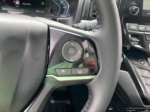 Used 2023 Honda Odyssey Touring image 12