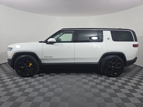Used 2024 Rivian R1S Adventure AWD/4WD image 2