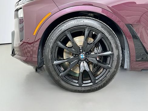 Used 2023 BMW X7 xDrive40i w/ M Sport Package image 33