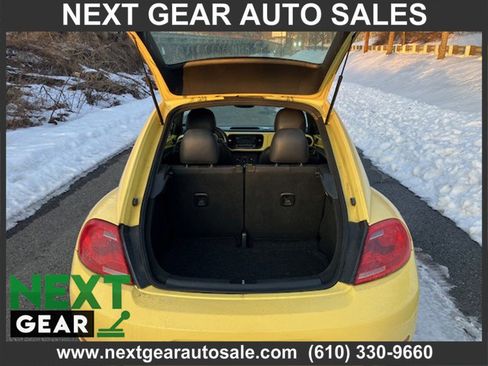 Used 2013 Volkswagen Beetle 2.5 image 5