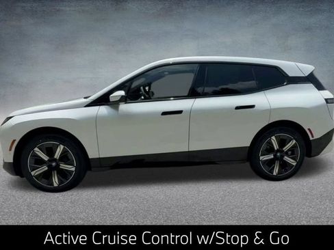 Used 2024 BMW iX xDrive50 w/ Sport Package AWD/4WD image 16