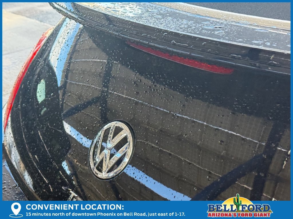 Used 2014 Volkswagen Beetle R-Line FWD image 10