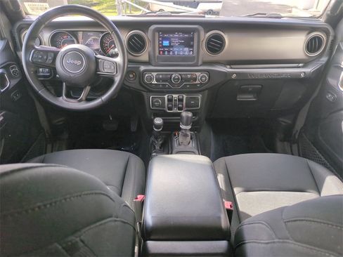 Certified 2018 Jeep Wrangler Unlimited Sport S image 17