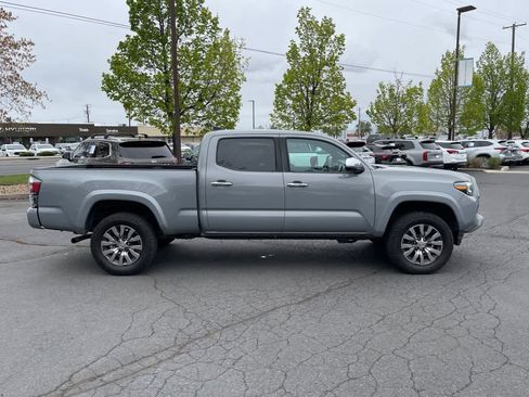 Used 2021 Toyota Tacoma Limited image 6