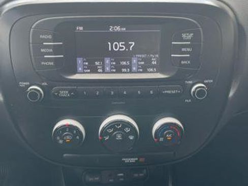 Used 2018 Kia Soul FWD image 21