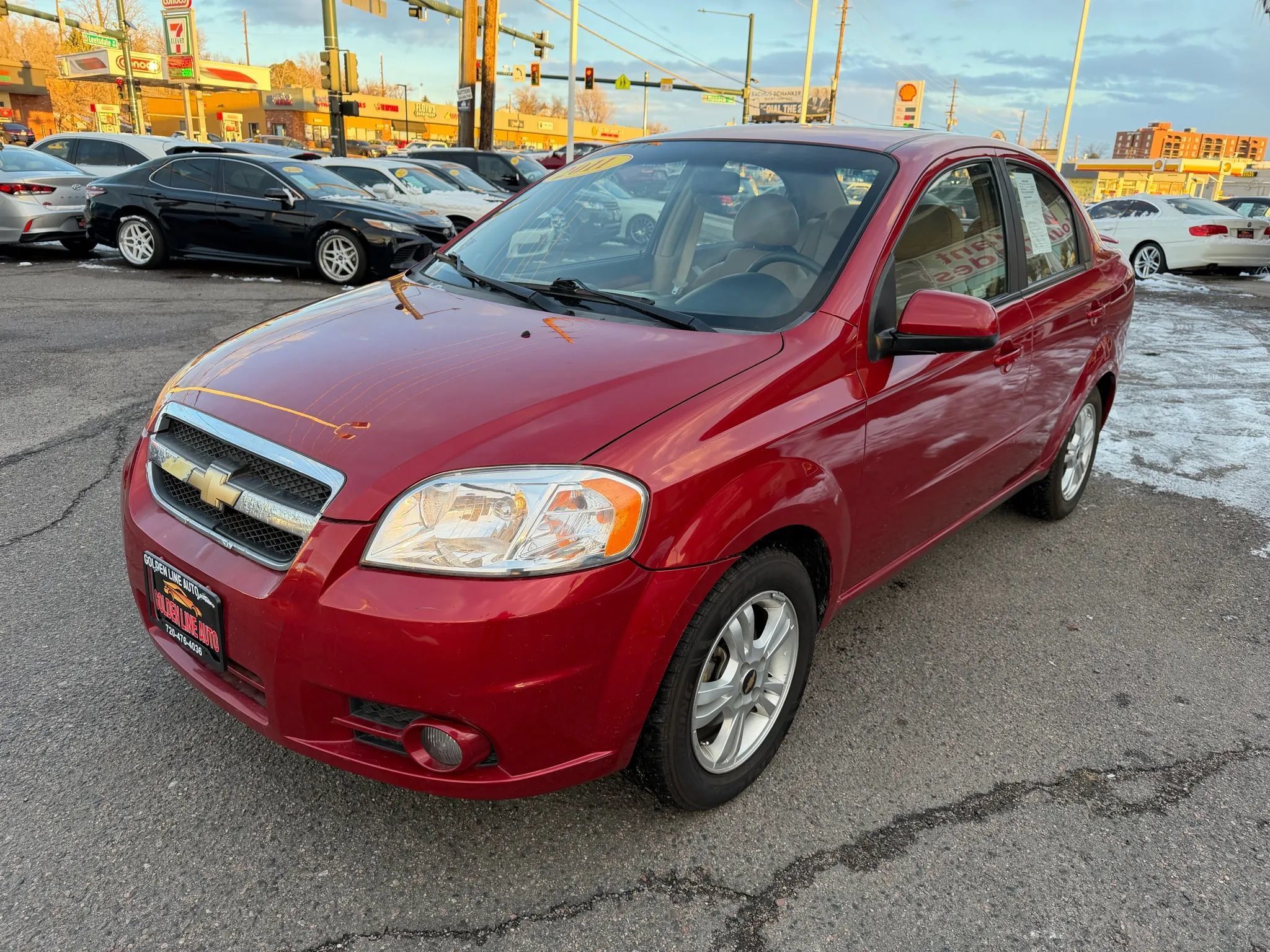 Used 2011 Chevrolet Aveo LT FWD image 4