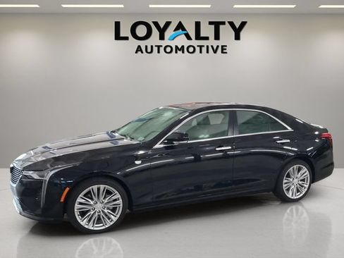 Used 2026 Cadillac CT4 Premium Luxury RWD image 1
