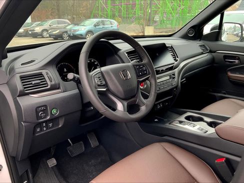 New 2025 Honda Ridgeline RTL image 9