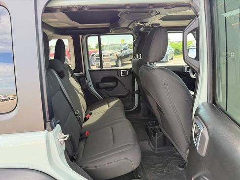 Used 2023 Jeep Wrangler Unlimited Sport AWD/4WD image 40