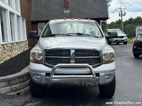 Used 2006 Dodge Ram 2500 Truck Laramie AWD/4WD image 11