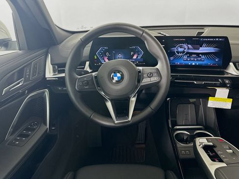 New 2026 BMW X2 xDrive28i w/ Technology Package AWD/4WD image 15