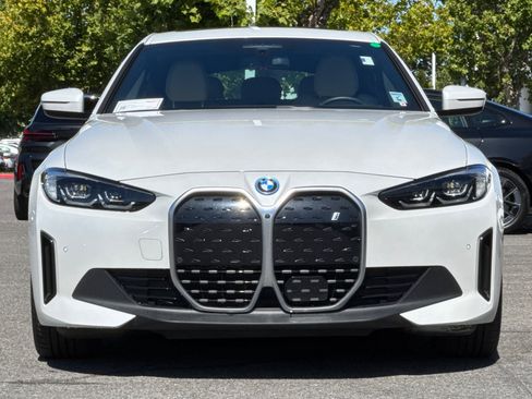 Used 2023 BMW i4 eDrive35 RWD image 5