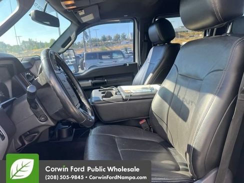 Used 2015 Ford F350 Lariat w/ Lariat Chrome Package AWD/4WD image 10