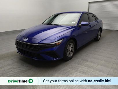 Used 2025 Hyundai Elantra SE