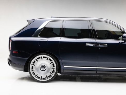 Used 2019 Rolls-Royce Cullinan image 21