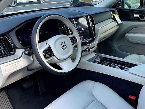 New 2025 Volvo XC60 T8 Plus w/ Protection Package Premier image 9