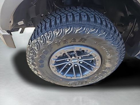 Used 2020 Ford F150 Raptor w/ Equipment Group 802A Luxury image 35