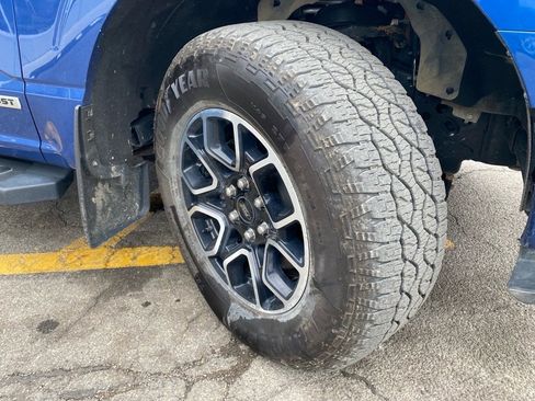 Used 2022 Ford F150 Lariat w/ Equipment Group 502A High image 29