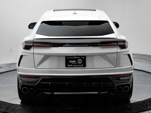 Used 2022 Lamborghini Urus image 15
