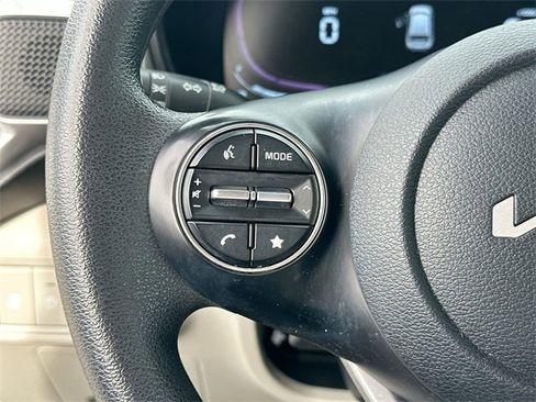 Certified 2023 Kia Soul LX image 28