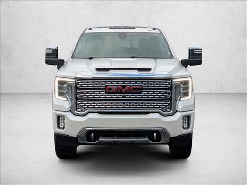 Certified 2022 GMC Sierra 3500 Denali image 2