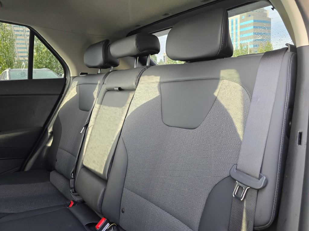 Certified 2024 Kia Niro EX Touring FWD image 18