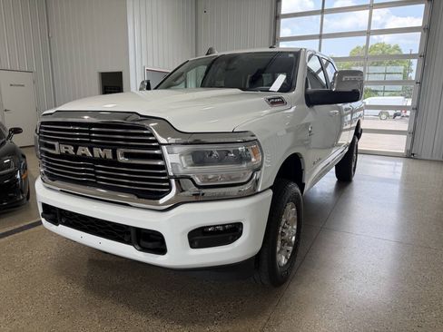 Used 2024 RAM 2500 Laramie w/ Safety Group AWD/4WD image 7