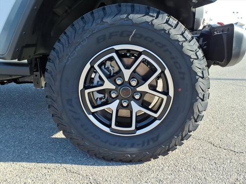 New 2025 Jeep Wrangler Unlimited Rubicon image 4