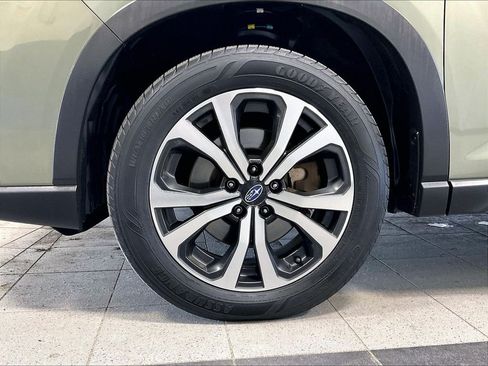 Used 2021 Subaru Forester Limited AWD/4WD image 7