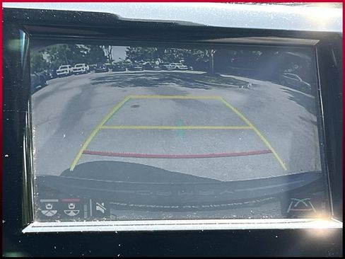 Used 2018 Toyota Camry XLE FWD image 33