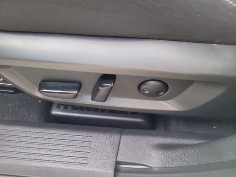 Used 2023 Nissan Rogue SV FWD image 21