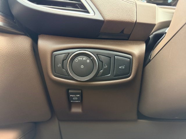 Used 2016 Lincoln MKX Reserve w/ Climate Package FWD image 26