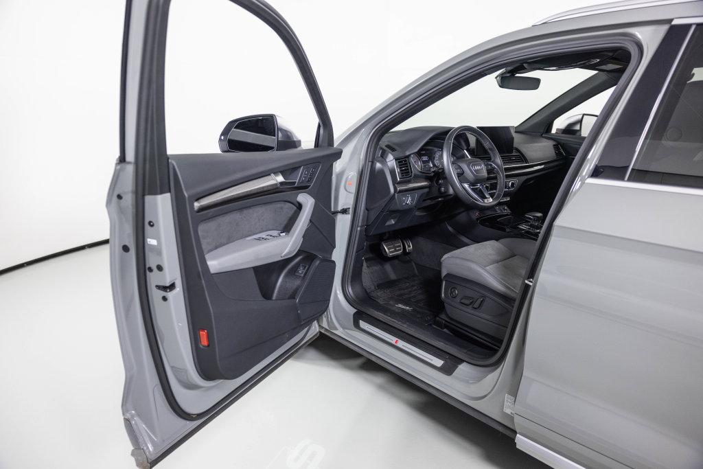 Used 2022 Audi SQ5 Premium AWD/4WD image 18