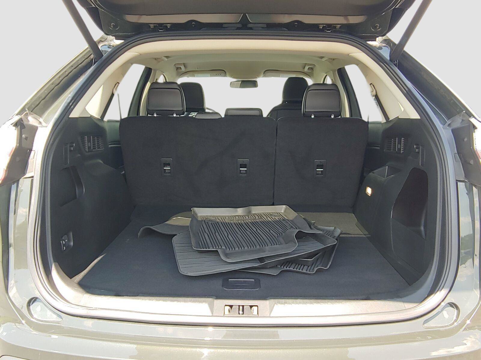 Used 2023 Ford Edge SEL w/ Convenience Package AWD/4WD image 9